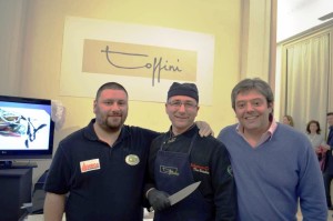 D. Alberto Bertamino con 2 chef della Toffini Accademy DSC_0084.jpg_=